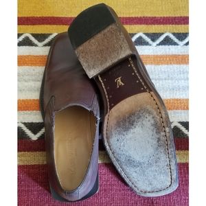 Men's Louis Vuitton brown leather loafer, size 7.5